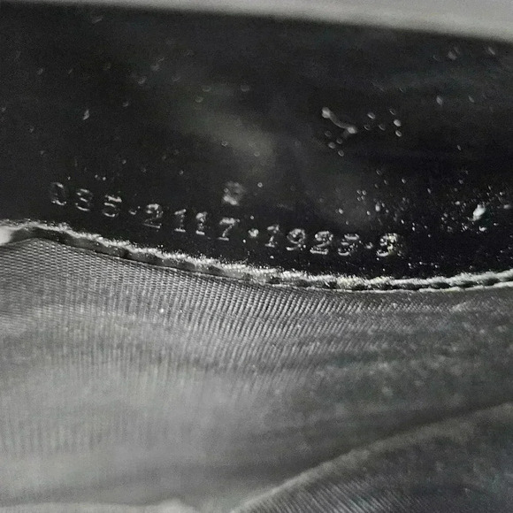 Interlocking G Vernis BiFold Long Wallet - Picture 15 of 15